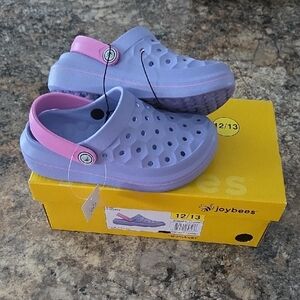 Joybees Size 12 / 13 NEW Girl's Clogs Lavender and Pink
